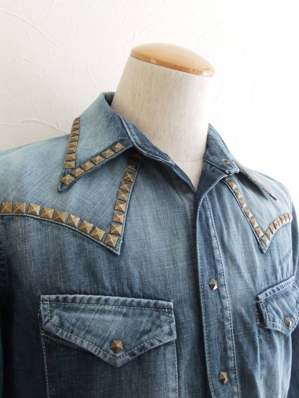 イサムカタヤマバックラッシュ　デニムシャツ ISAMU KATAYAMA BACKLASH REVERSE LEATHER SHIRT / DOUBLE DYED