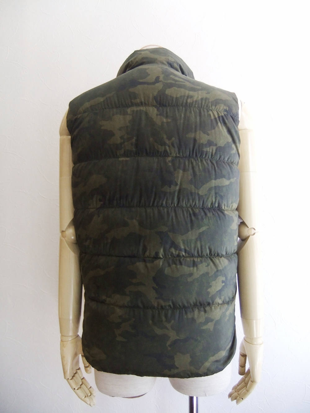 TATRAS - OSERO カモフラージュ柄リバーシブルダウンベスト | 4.444glad
