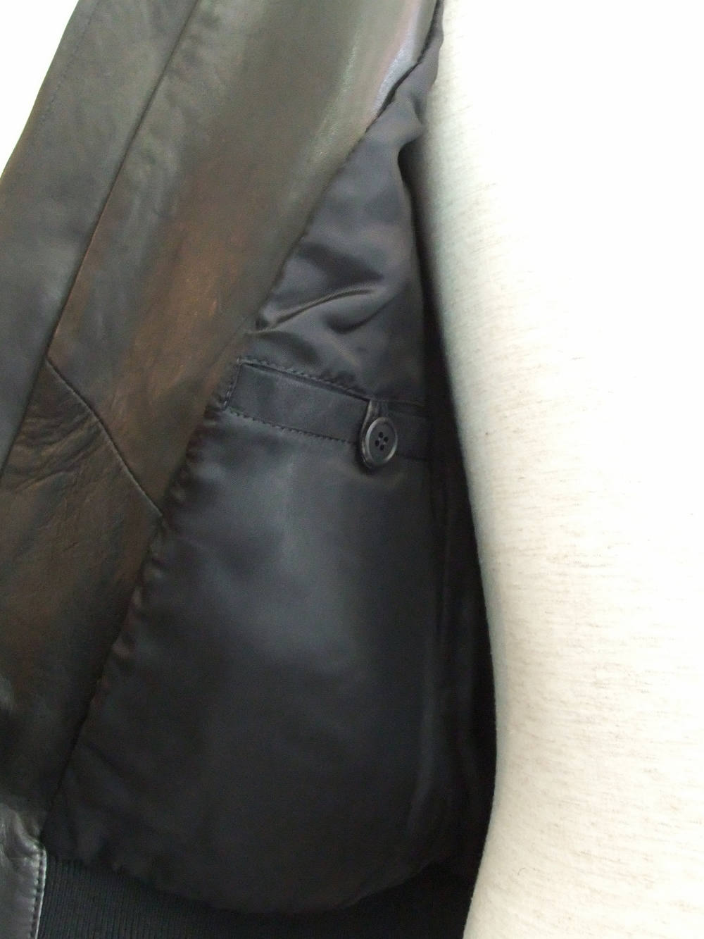 EMMETI - ELIOT 中綿入りブルゾン(ムートンボアxナッパレザー) | 4.444glad