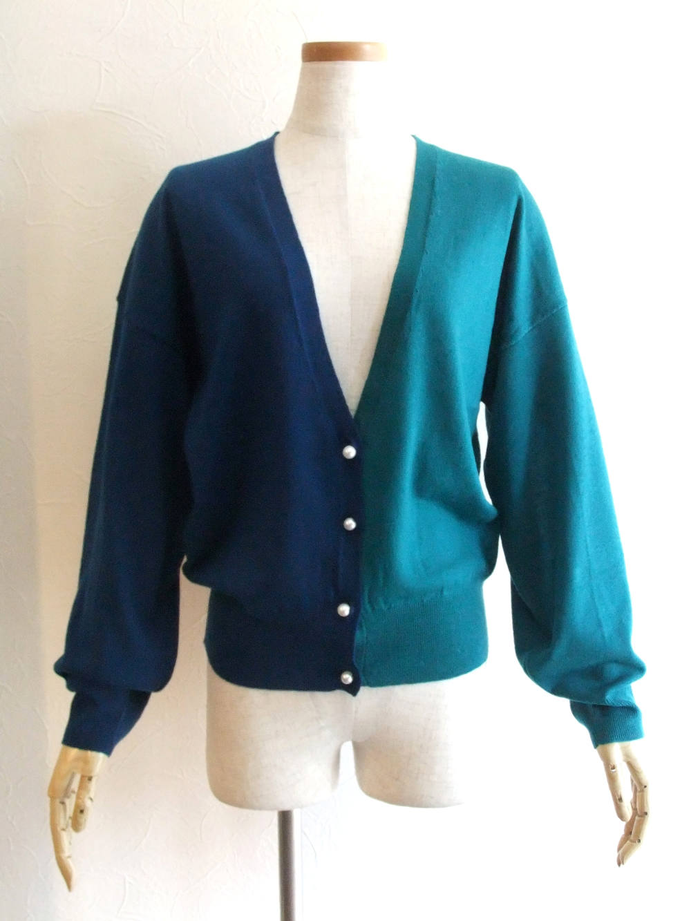 BLANC basque - バイカラー Vネック カーディガン(グリーン×ブルー